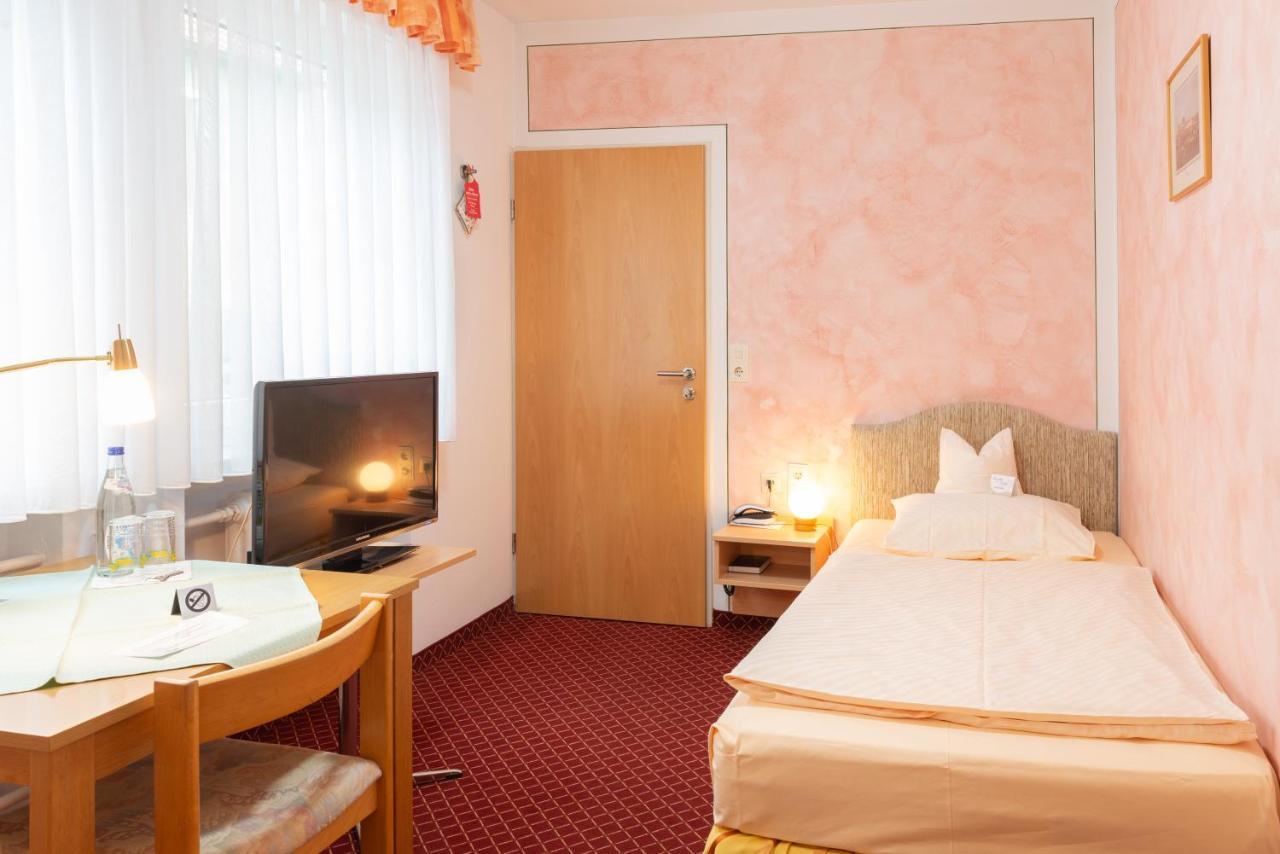 Hotel-Garni Goldener Schwan Bad Windsheim Dış mekan fotoğraf