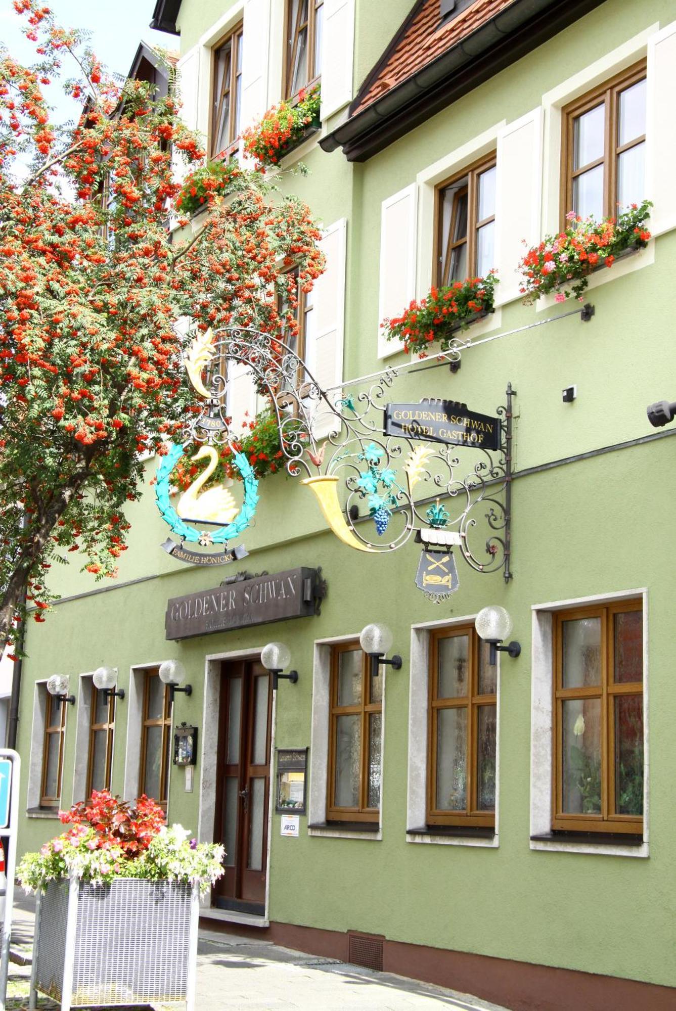 Hotel-Garni Goldener Schwan Bad Windsheim Dış mekan fotoğraf